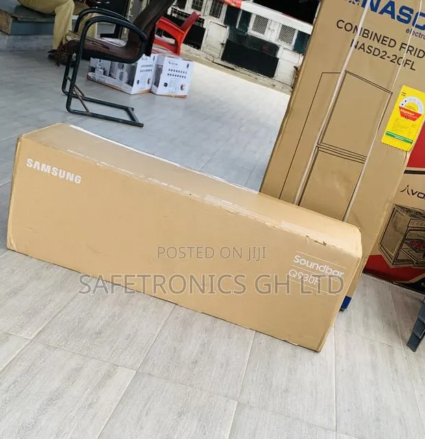 Experience Bluetooth 9.1.4ch Samsung Q930F 580W Soundbar · Photo 1
