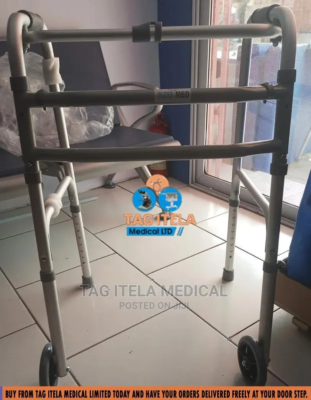 Zimmar Frame (With Wheels) · Photo 1