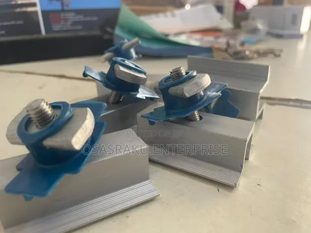 Middle Clamps · Photo 1