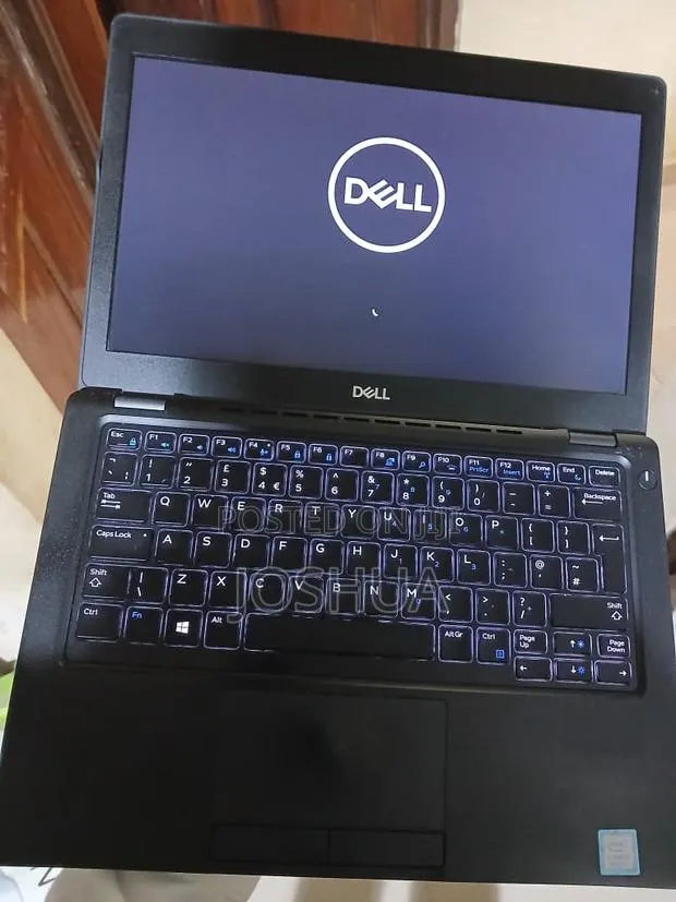 Laptop Dell Latitude 5290 8GB Intel Core i5 SSD 256GB · Photo 1