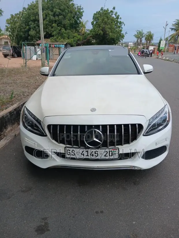 Mercedes-Benz C300 Base Sedan RWD (2.0L 4cyl 7A) 2016 Blue · Photo 1