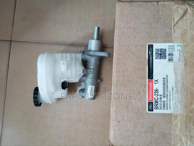 Genuine Motorcraft Ford Explorer, Lincoln Master Cylinder From USA · Photo 1