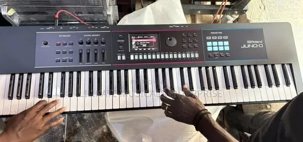 Roland JUNO-D7 Keyboard · Photo 1