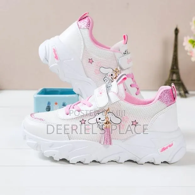 Beautiful Kids Sneakers · Photo 1