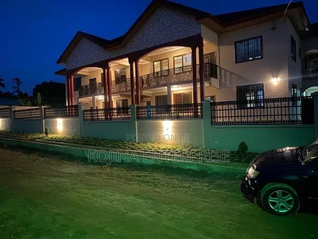 3bdrm Apartment in Atonsu Esreso, Kumasi Metropolitan for rent · Photo 1