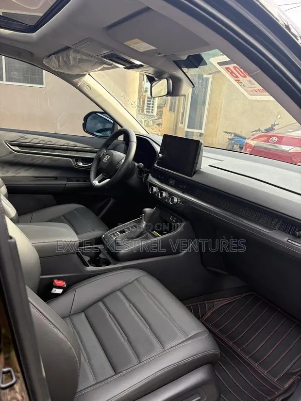 New Honda CR-V 2025 Black · Photo 1