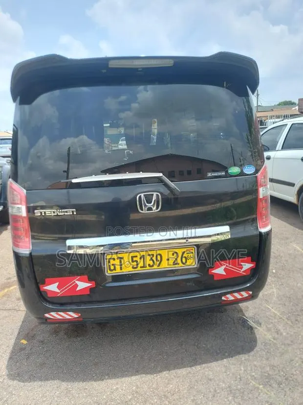 Honda Stepwgn 2012 Black · Photo 1
