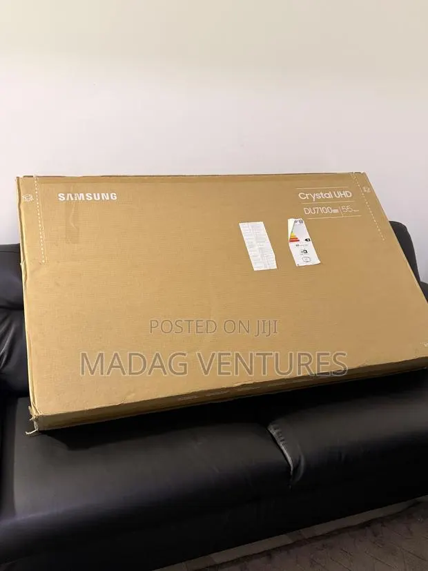 Samsung 55" Crystal UHD DU7100 — 2024 Model.