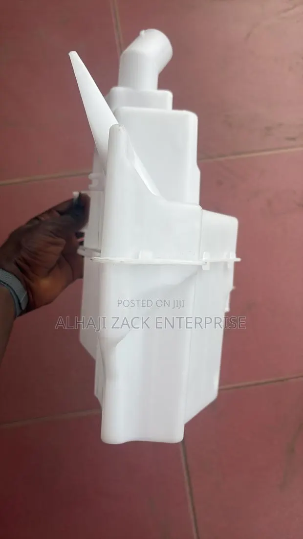 Honda Accord 2018-2022 Wiper Wash Bottle · Photo 1