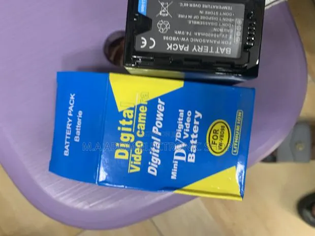 Rechargeable Vbd98 Battery Pack · Photo 1