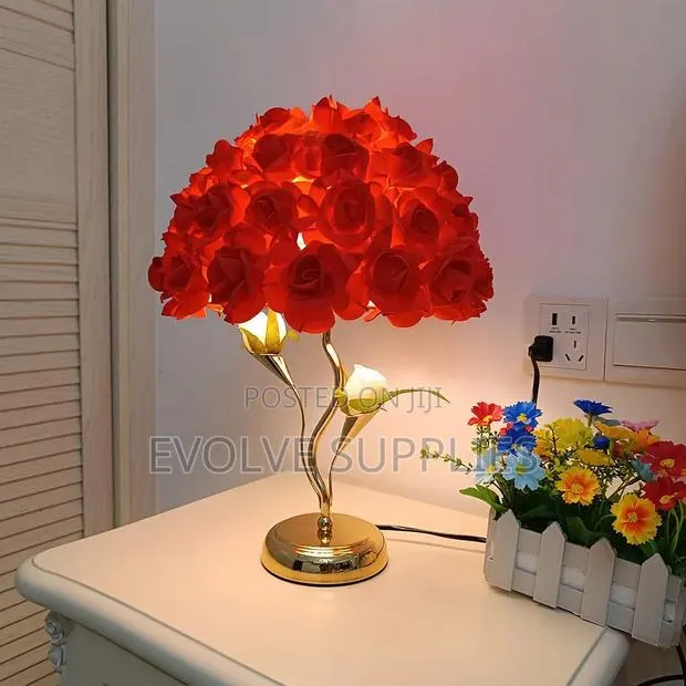 Rose Flower Table Lamp · Photo 1