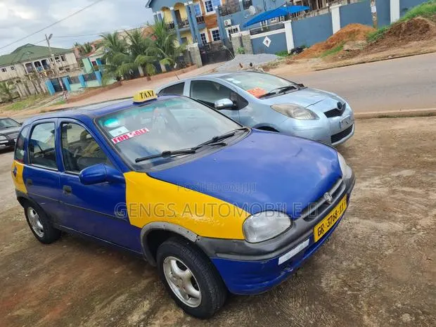Opel Corsa 2002 Blue · Photo 1