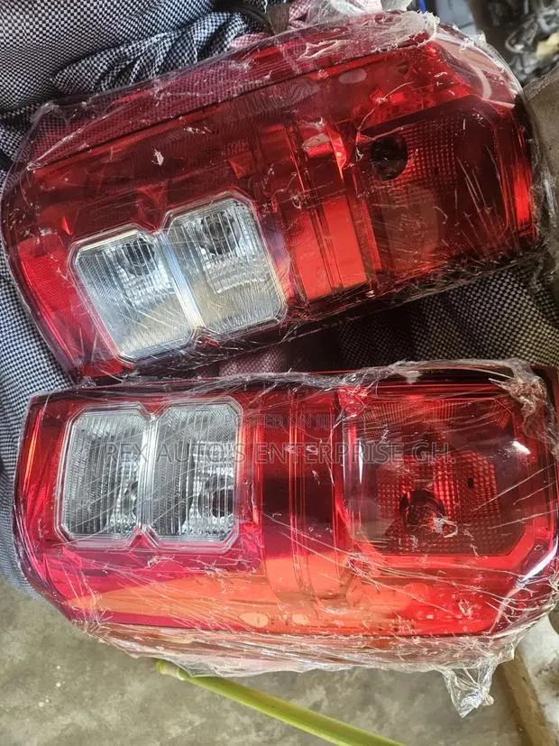 Mitsubishi L200 Taillight 2024,2025 (Normal) · Photo 1