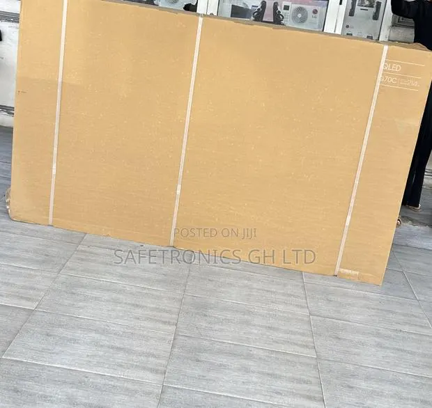 Just Purchase Qled 85 Inch (Q70c) Samsung Sleek Tv · Photo 1