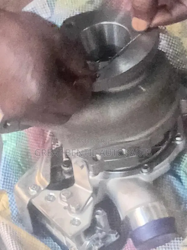 Ford Explorer Turbocharger · Photo 1