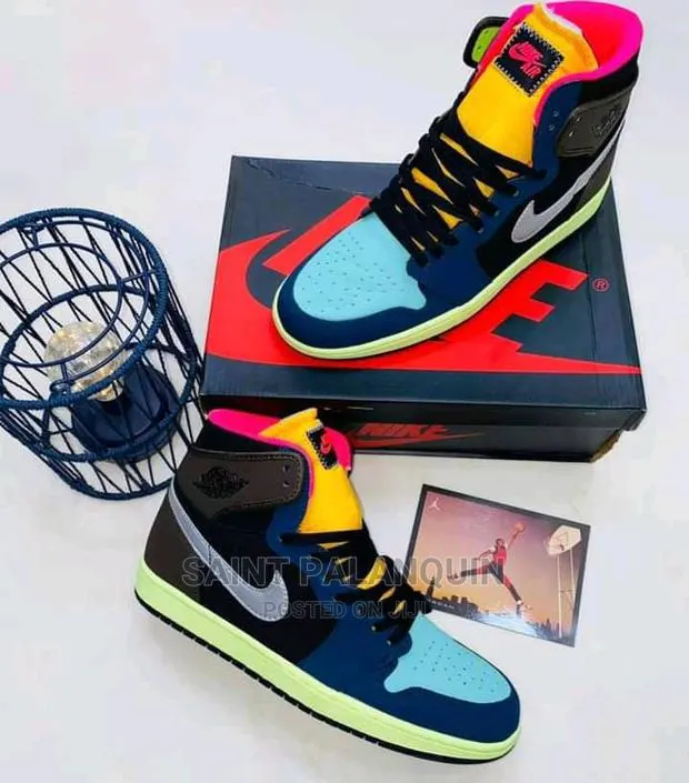 Nike Retro · Photo 1