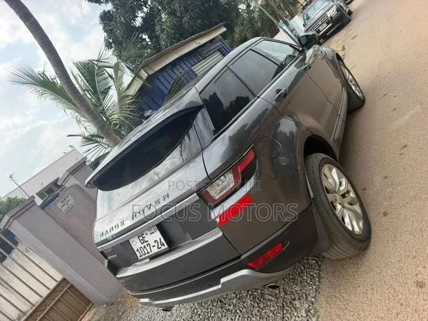 Land Rover Range Rover Evoque 2019 Gray · Photo 1