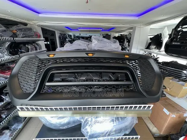Dodge RAM 1500 2019 2020 2021 2022 2023 2024 Front Grille/Shells · Photo 1