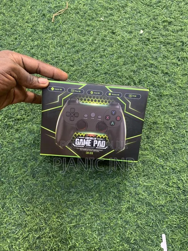 2.4g Wireless Game Controller · Photo 1