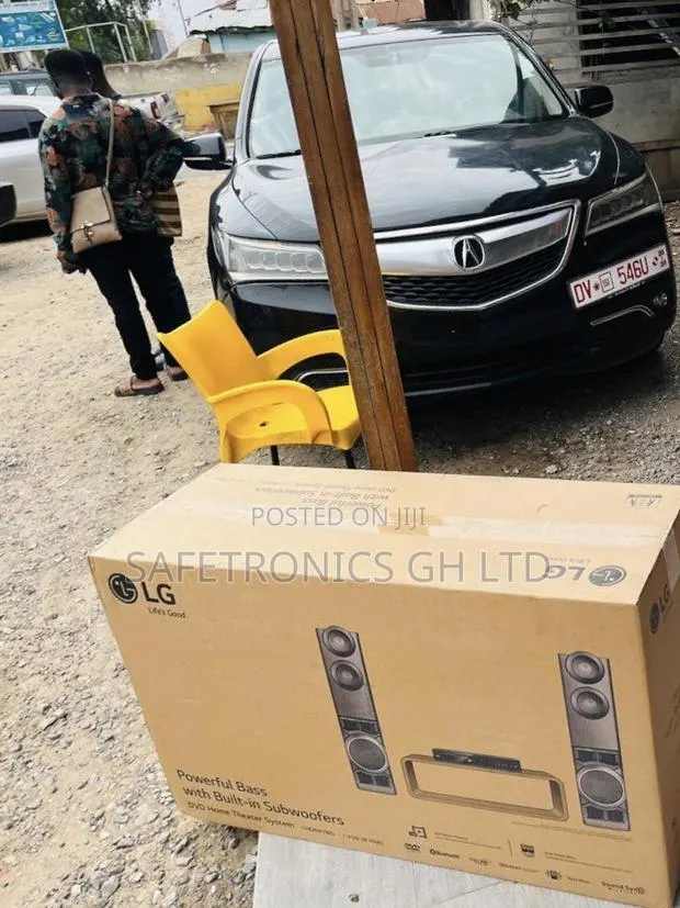 Try Original LHD 687bg 5.1ch Bluetooth Lg 1250 Watts · Photo 1
