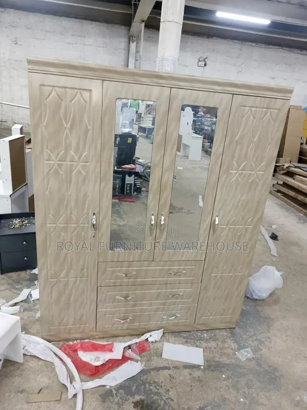 Hazel Color 4 Doors Wooden Wardrobe · Photo 1