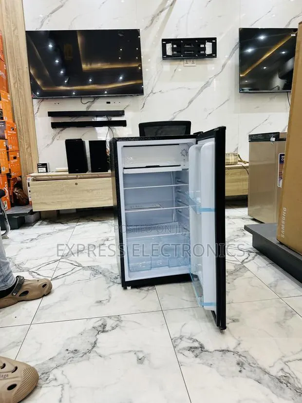 Lovely New Black 92l Fridge Nasco Table Top · Photo 1