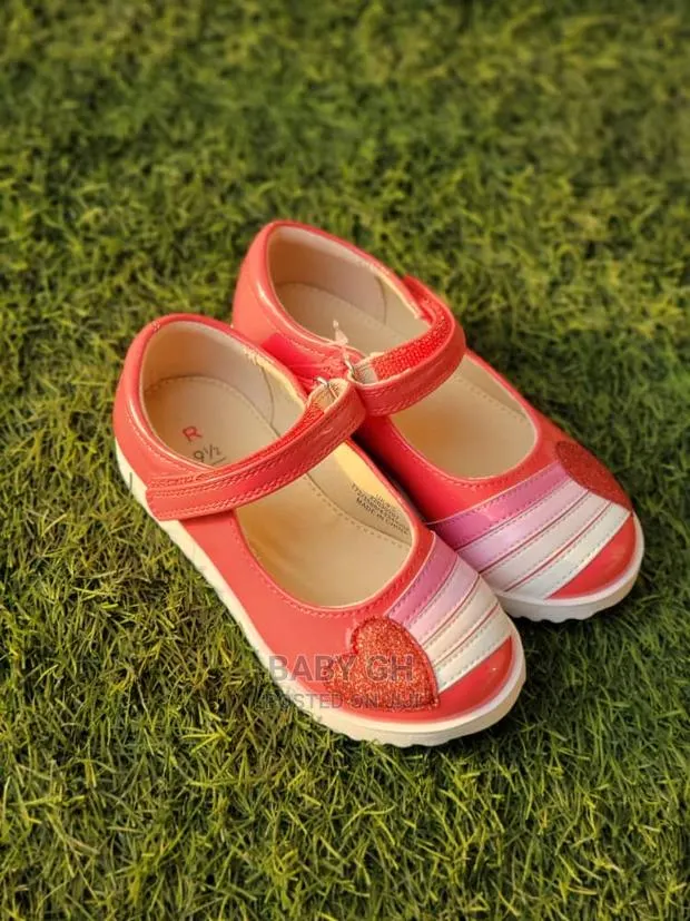 Marks and Spencer Shoes With Heart Design · Photo 2