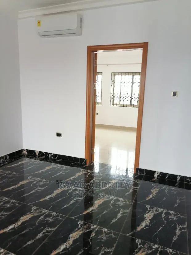 2bdrm Apartment in Tsaado Roundabout, Spintex for rent