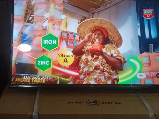 TCL 32” Qled Tv With Immersive Viewing Modern Features · Photo 1