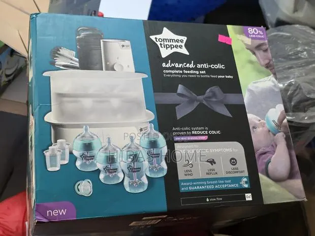 Tommee Tippee Advanced Anti Colic Complete Feeding Set · Photo 1