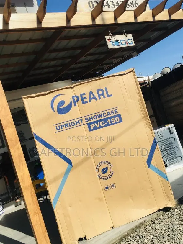 Pearl 3 Doors Glass Display PVC-150 Electric 950 Liters · Photo 1