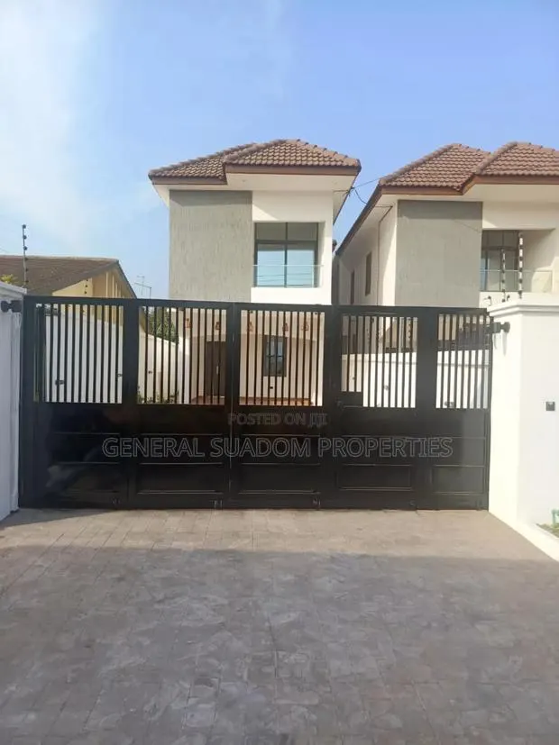3bdrm Duplex in Suadom Properties, Baatsona Total for rent · Photo 1