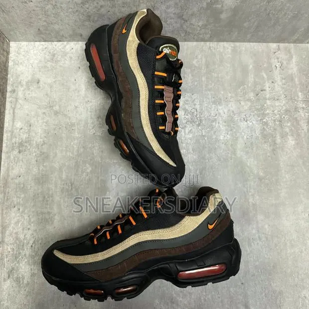 Nike Air Max 95 Dark Army · Photo 1