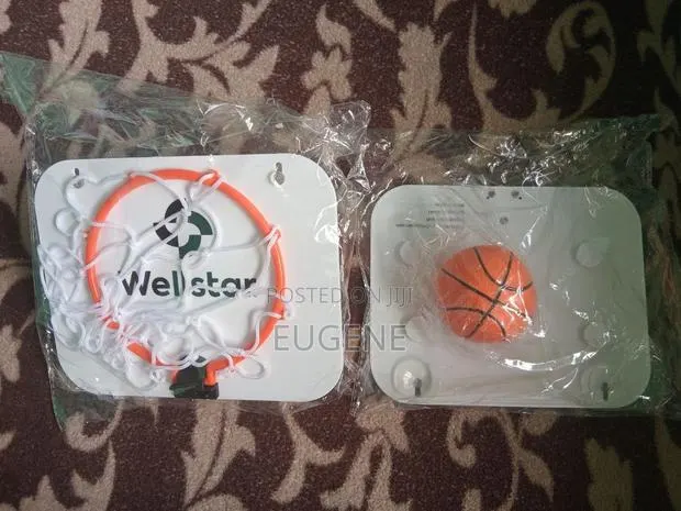 Mini/Bedroom Basketball Hoop Set · Photo 1