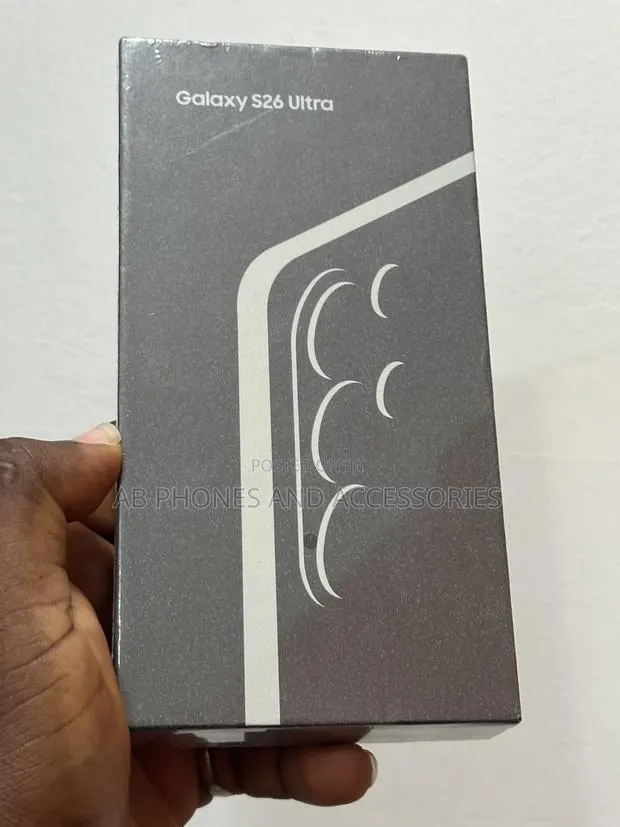 New Samsung Galaxy S26 Ultra 5G 256 GB Silver · Photo 1