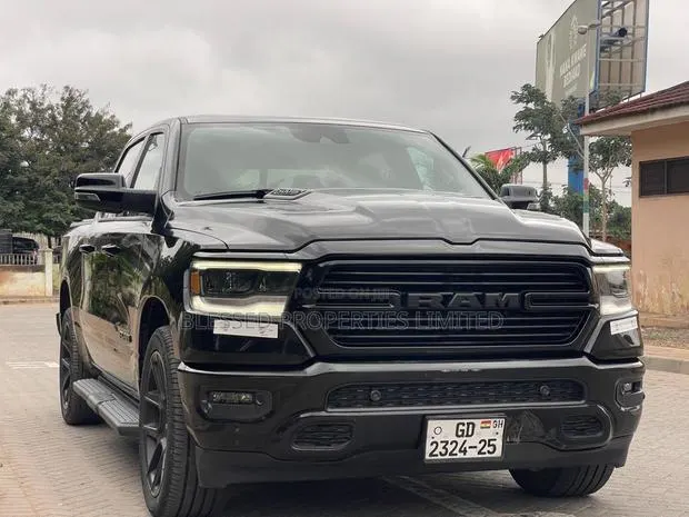 RAM Promaster 2500 2023 Black · Photo 1