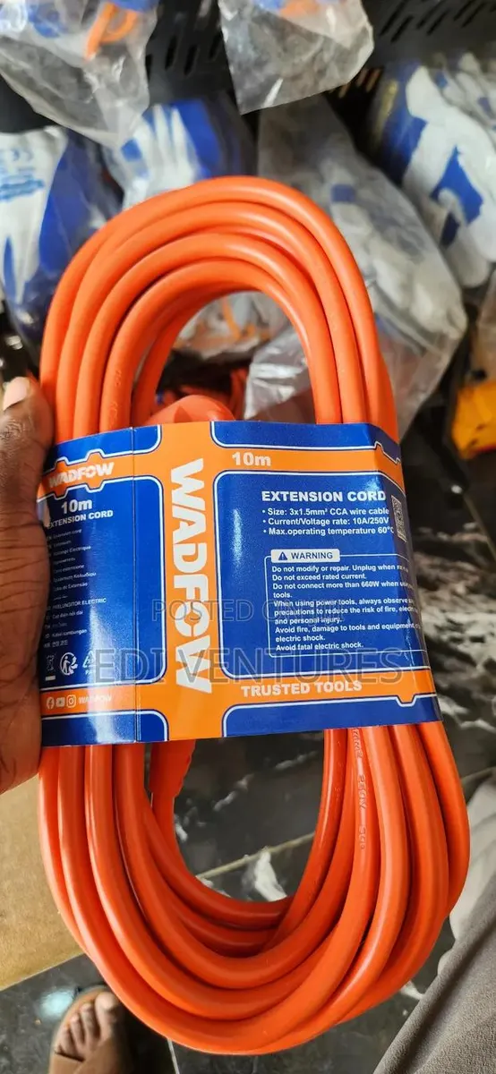 Extension Cord 10m - 16 Feet · Photo 1