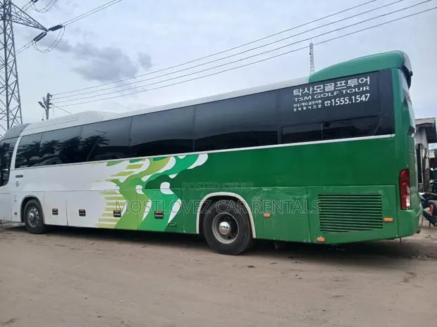 32-36 Seat Coaches Bus for Rent · Photo 1