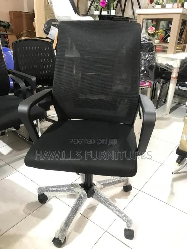 Office Chairs · Photo 1