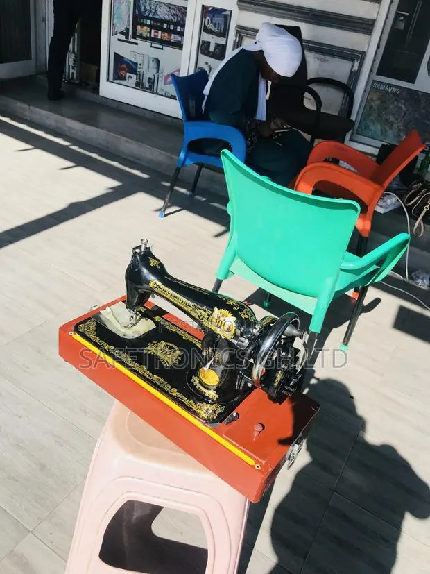 Classic Designed Hand Sowing Machine · Photo 1
