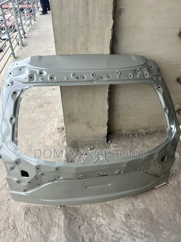 Mazda Cx Boot · Photo 1