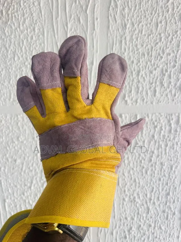 Leather Combination Gloves · Photo 1