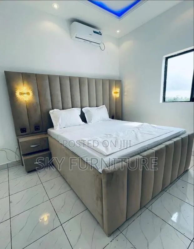 Morden Queen Size Bed Frame · Photo 1