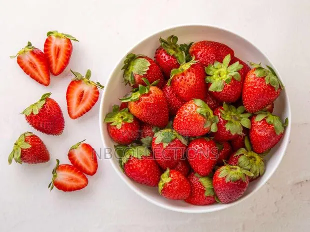Frozen Strawberries · Photo 1