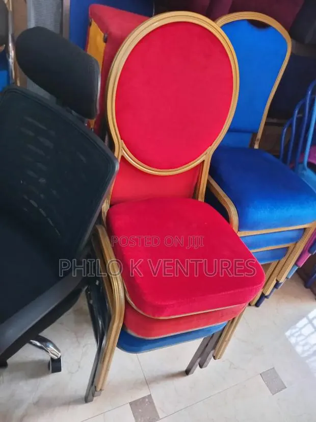 Performing Art Seat · Photo 1