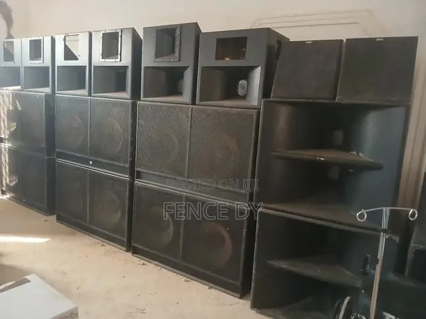 Speakers, Mid, and Tweeters Set (2 Speakers, 1 Mid, and 2 Tweeters) · Photo 1