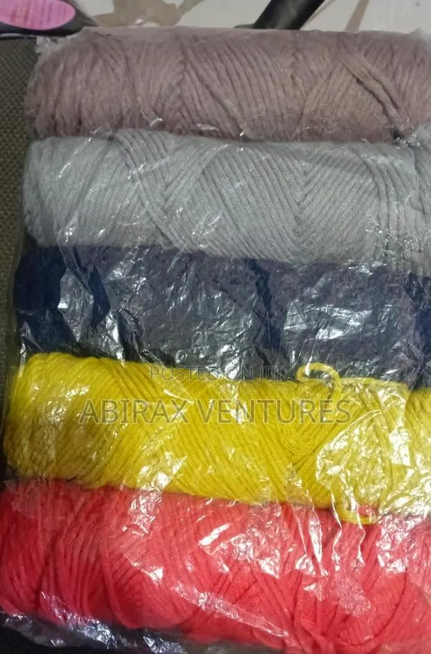 100g 8ply Milk Cotton Yarn 1pc · Photo 1