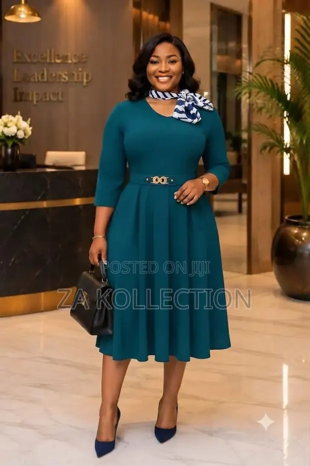 Ladies Round Neck Bowtie Dress · Photo 1