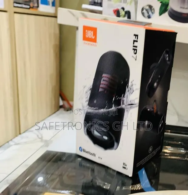 Newly Virtual Flip 6 JBL Bluetooth Black Speaker · Photo 1