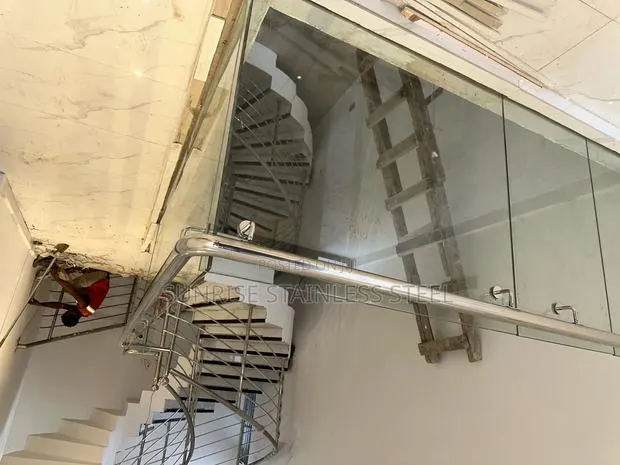 Stainless Blazing Design Balustrade · Photo 1